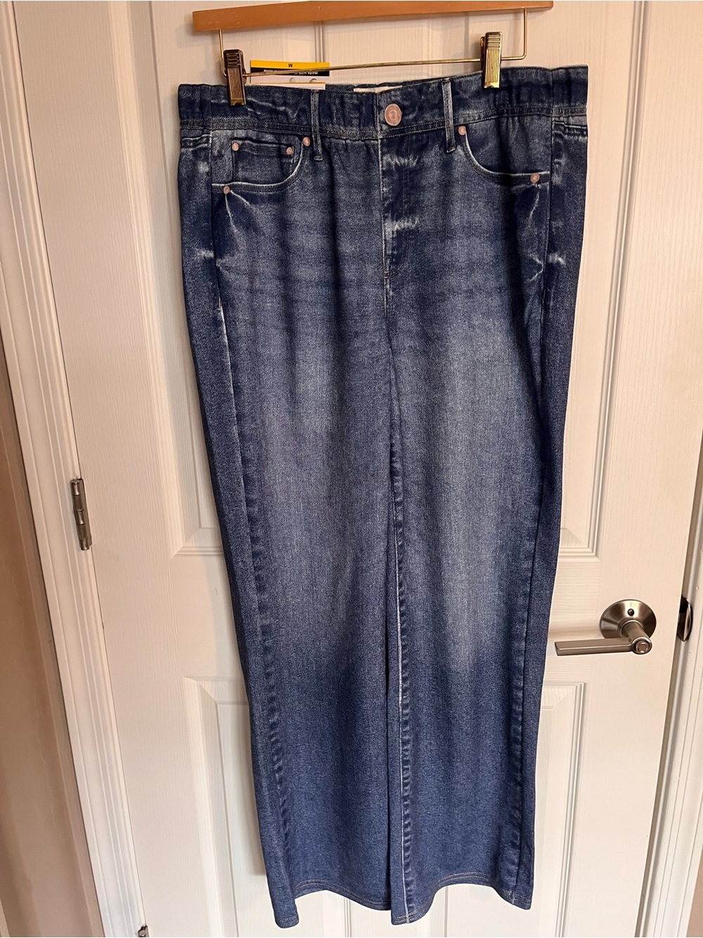 NWT Seven7 Wide Leg Denim Illusion Cotton Terry Sweatpant Jeans Size Medium - Picture 2 of 15